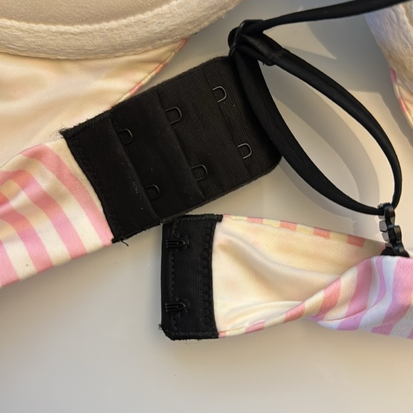 VS Very Sexy Push-up Bra NWOT - Picture 5 of 7